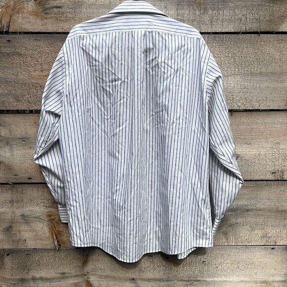 Van Heusen Men's White Striped Long Sleeve Button Down Shirt Size 17.5 - Picture 5 of 5
